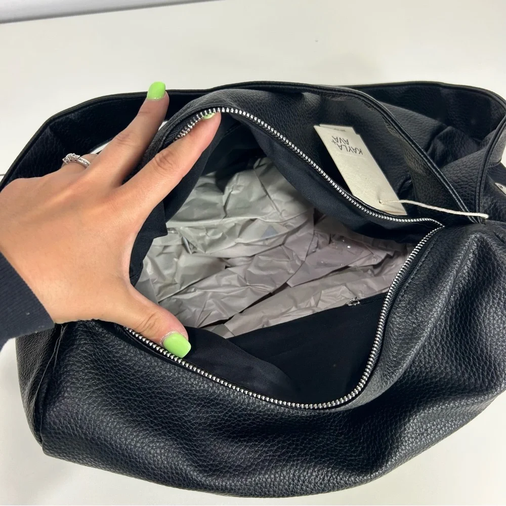 Kayla + Ava NWT Black Minimalist Vegan Leather Shoulder Bag